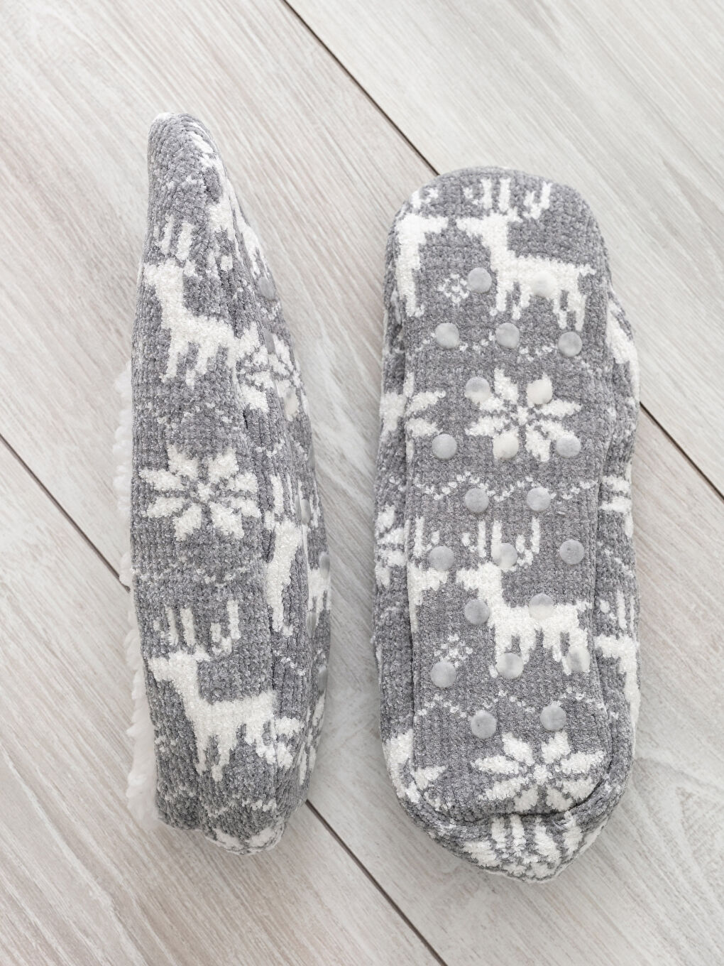 Gri Desenli Triko Kadın Ev Patiği-1
