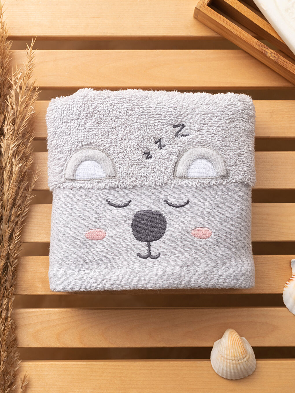 Gri Nakış Detaylı Bukle Çocuk El Havlusu 30x50 cm-1
