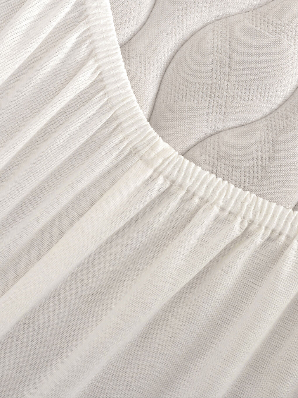 Bej Tek Kişilik Pamuklu Düz Lastikli Çarşaf 100x200x30 cm-2