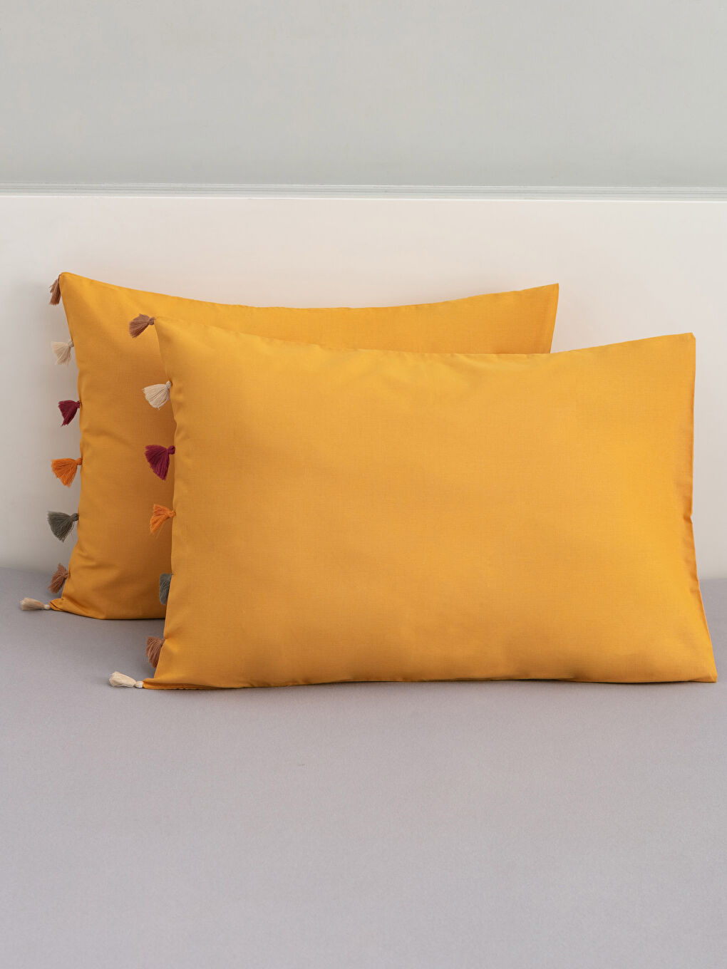 Taie d'oreiller imprimée avec détails à pompons 2 pièces 50x70 cm-1