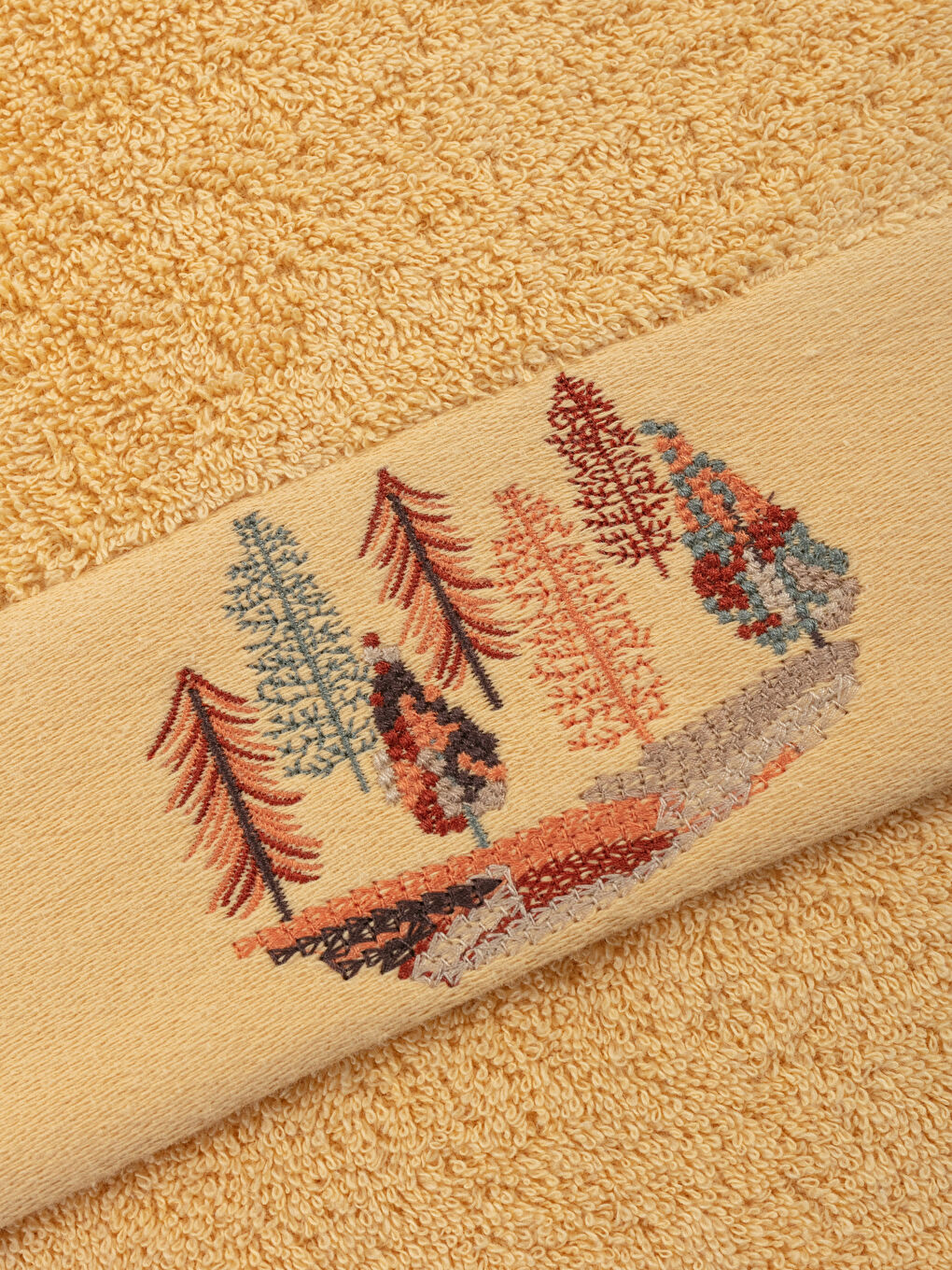 Embroidery Detailed Curl Face Towel 50x80 Cm-2
