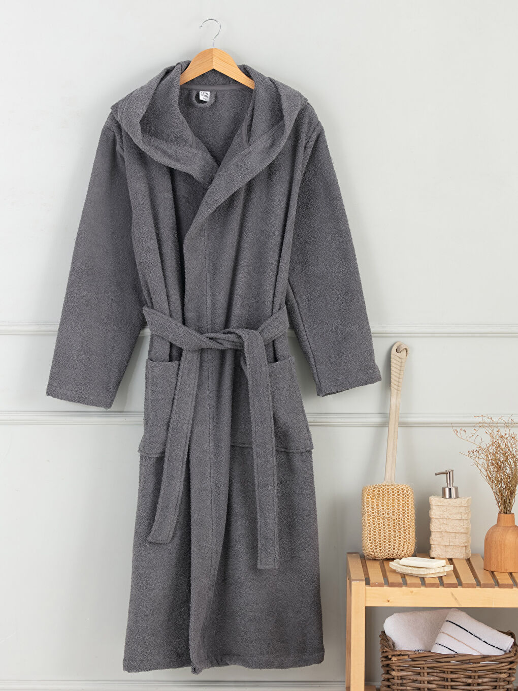 Gri Düz Uzun Kapüşonlu Erkek Bornoz