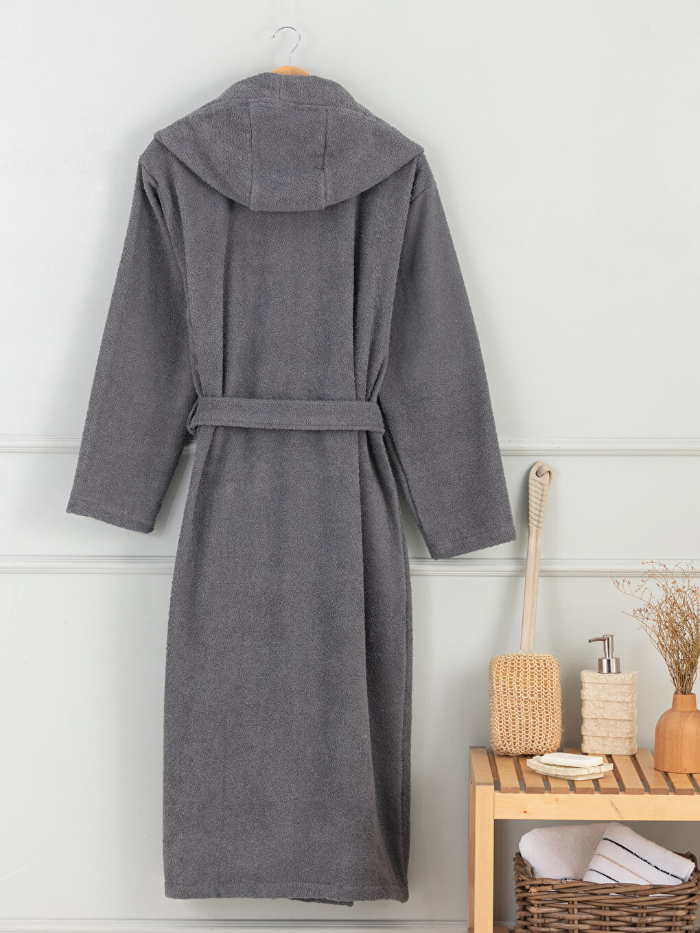 Gri Düz Uzun Kapüşonlu Erkek Bornoz-1
