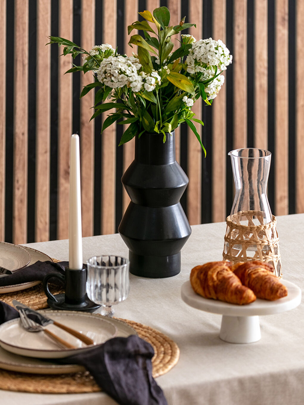 Siyah Seramik Dekoratif Vazo 27 cm