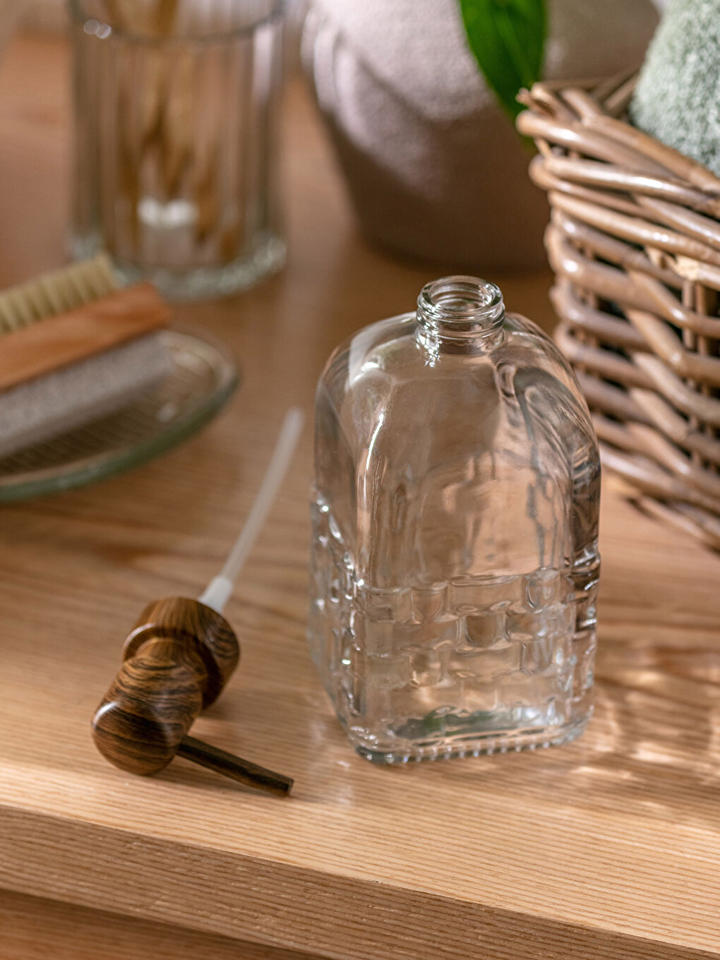 Renksiz Cam Sıvı Sabunluk 7x7x19 cm-2