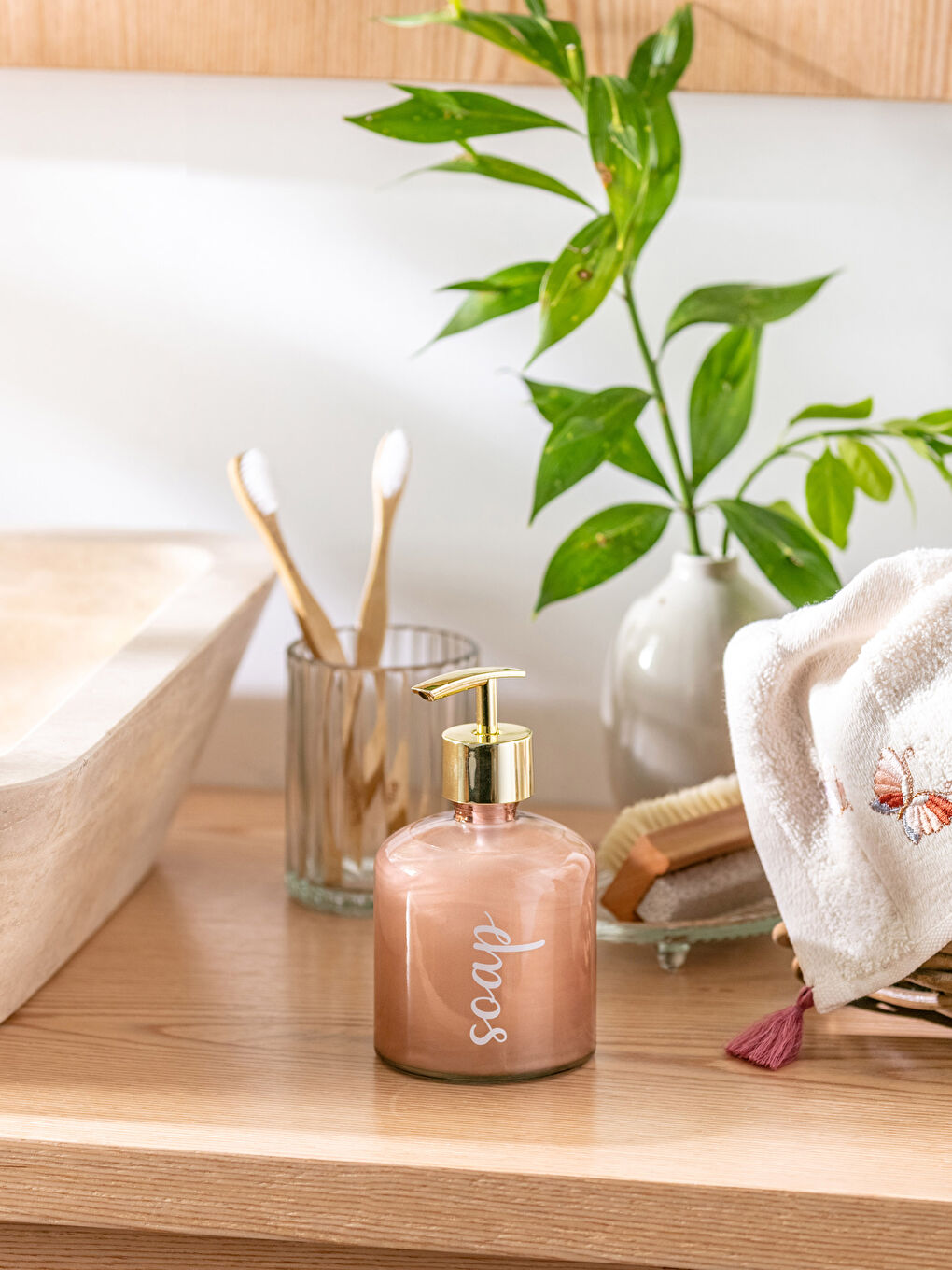 Text Printed Glass Liquid Soap Dispenser 8x8x15 Cm