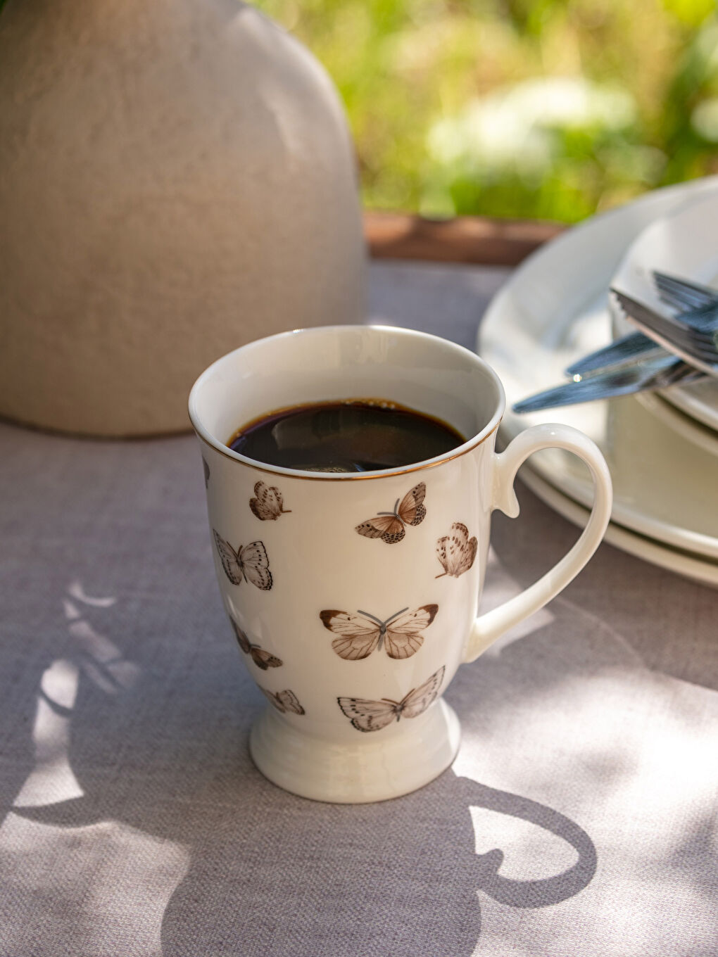 Karışık Kelebek Desenli Porselen Kupa 10 cm