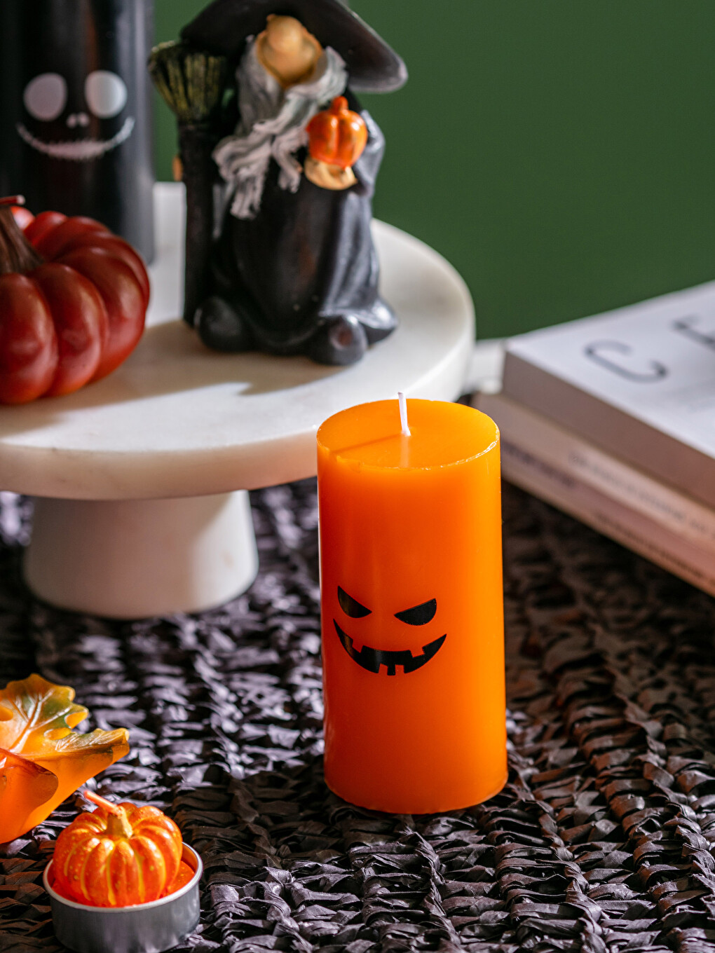 H12 Face Printed Decorative Candle 10 Cm-1