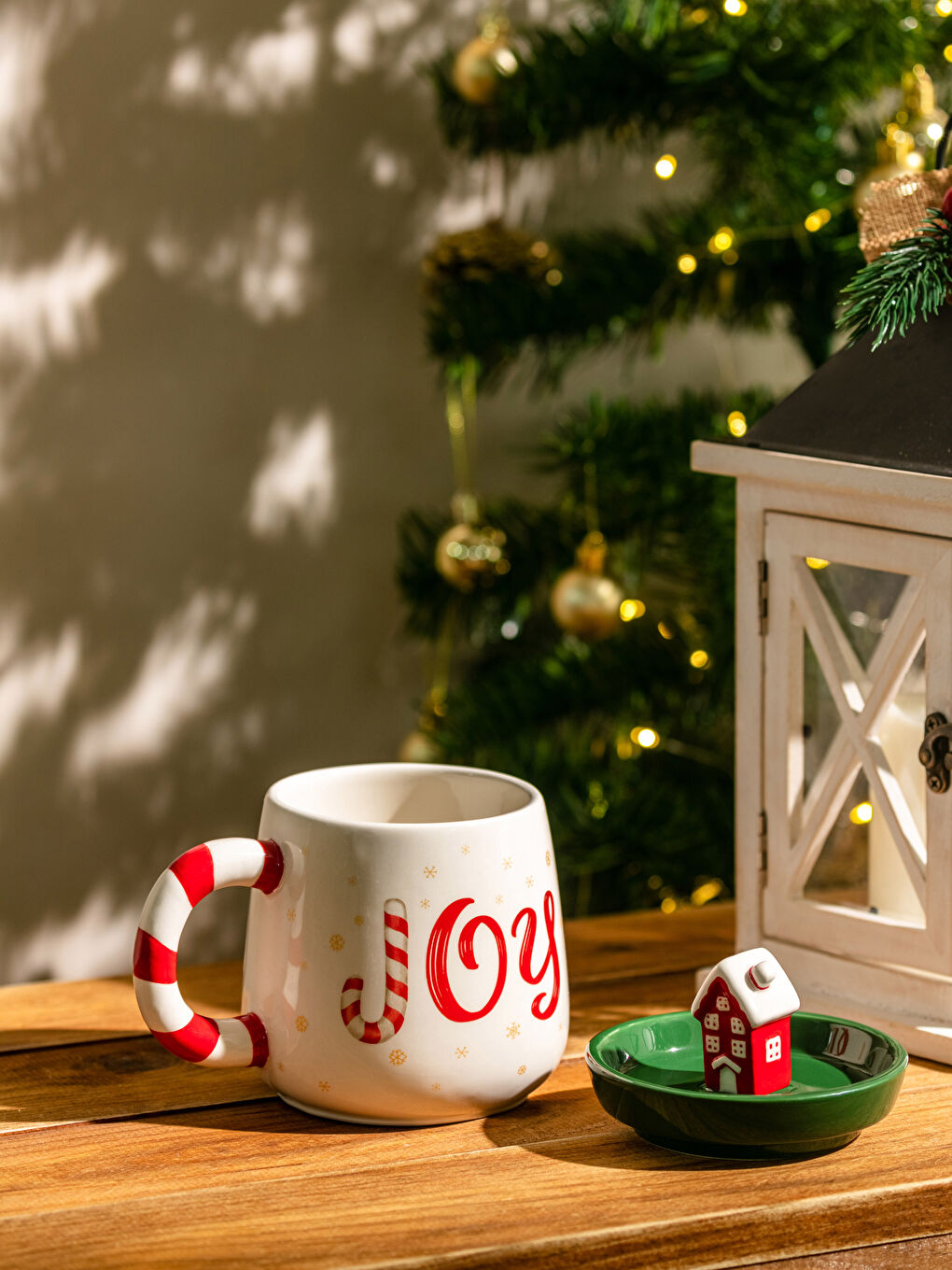 Božićna keramička šolja sa poklopcem-1