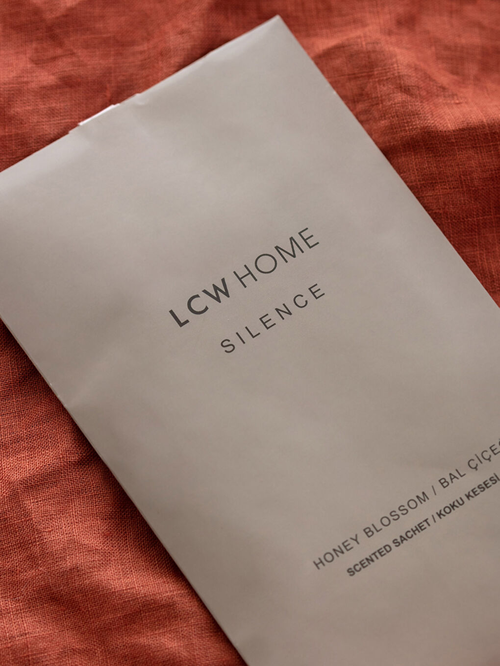 Gri Bal Çiçeği Koku Kesesi-1