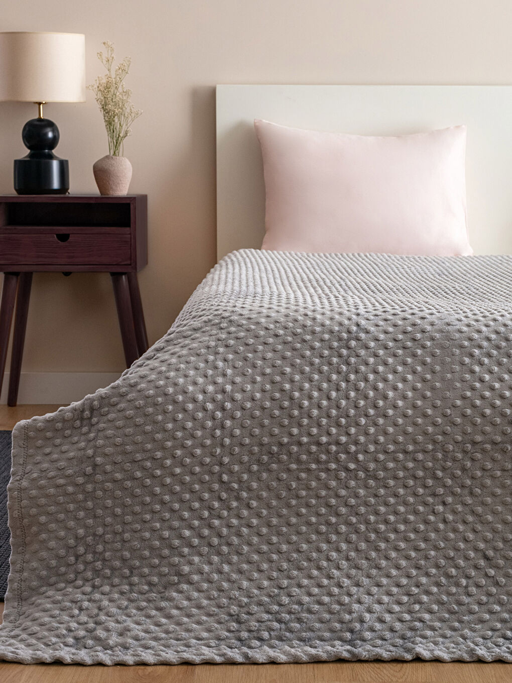 Велсофт бүршік өрнекті бір кісілік көрпе жамылғысы 150x220 см