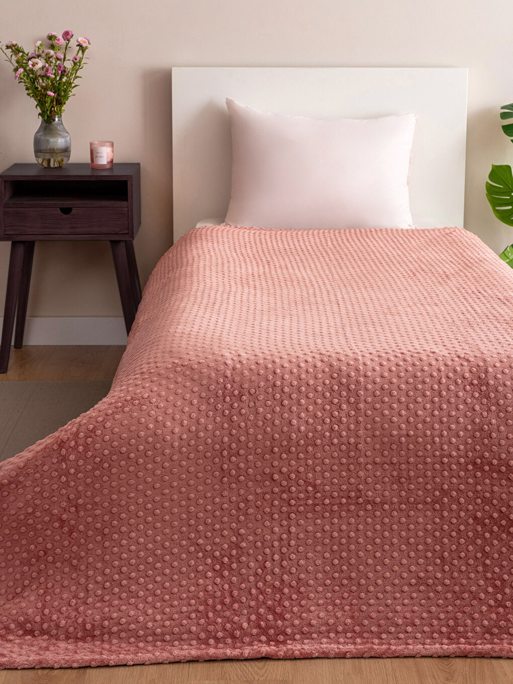 Велсофт бүршік өрнекті бір кісілік көрпе жамылғысы 150x220 см