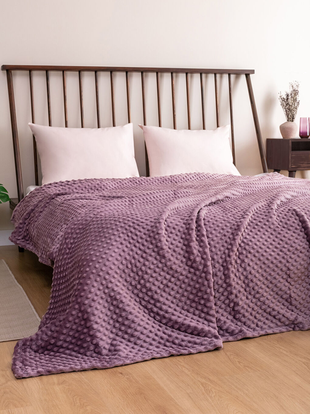 Mor Çift Kişilik Kendinden Desenli Battaniye 200x220 cm