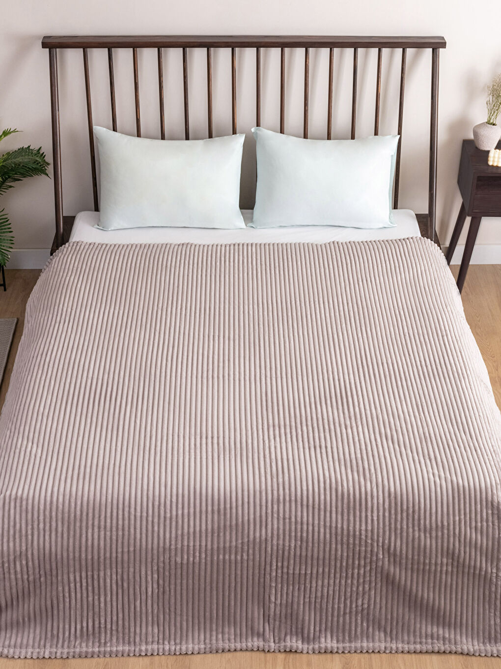 Wellsoft Corduroy Double Blanket 200x220 Cm-1