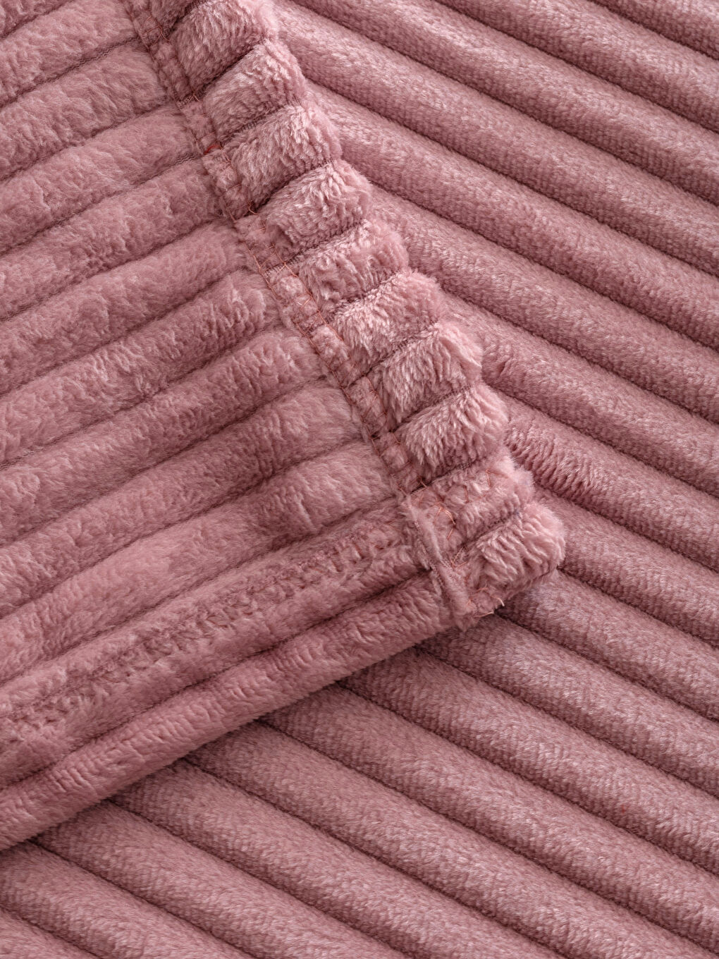 Wellsoft Corduroy Double Blanket 200x220 Cm-3