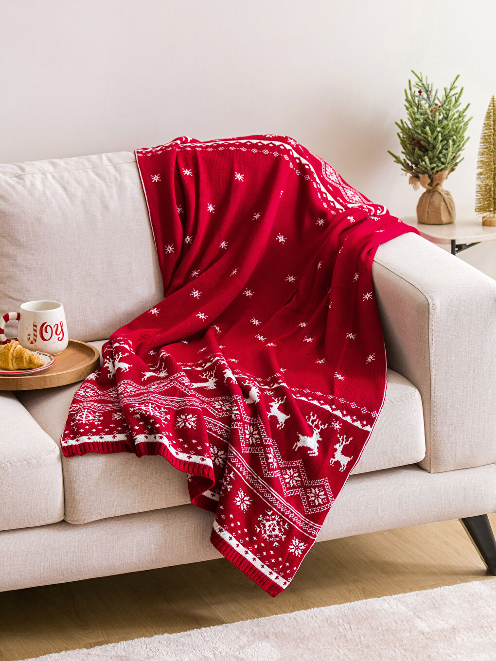 Karışık Yılbaşı Temalı Tek Kişilik Triko Battaniye 100x150 cm