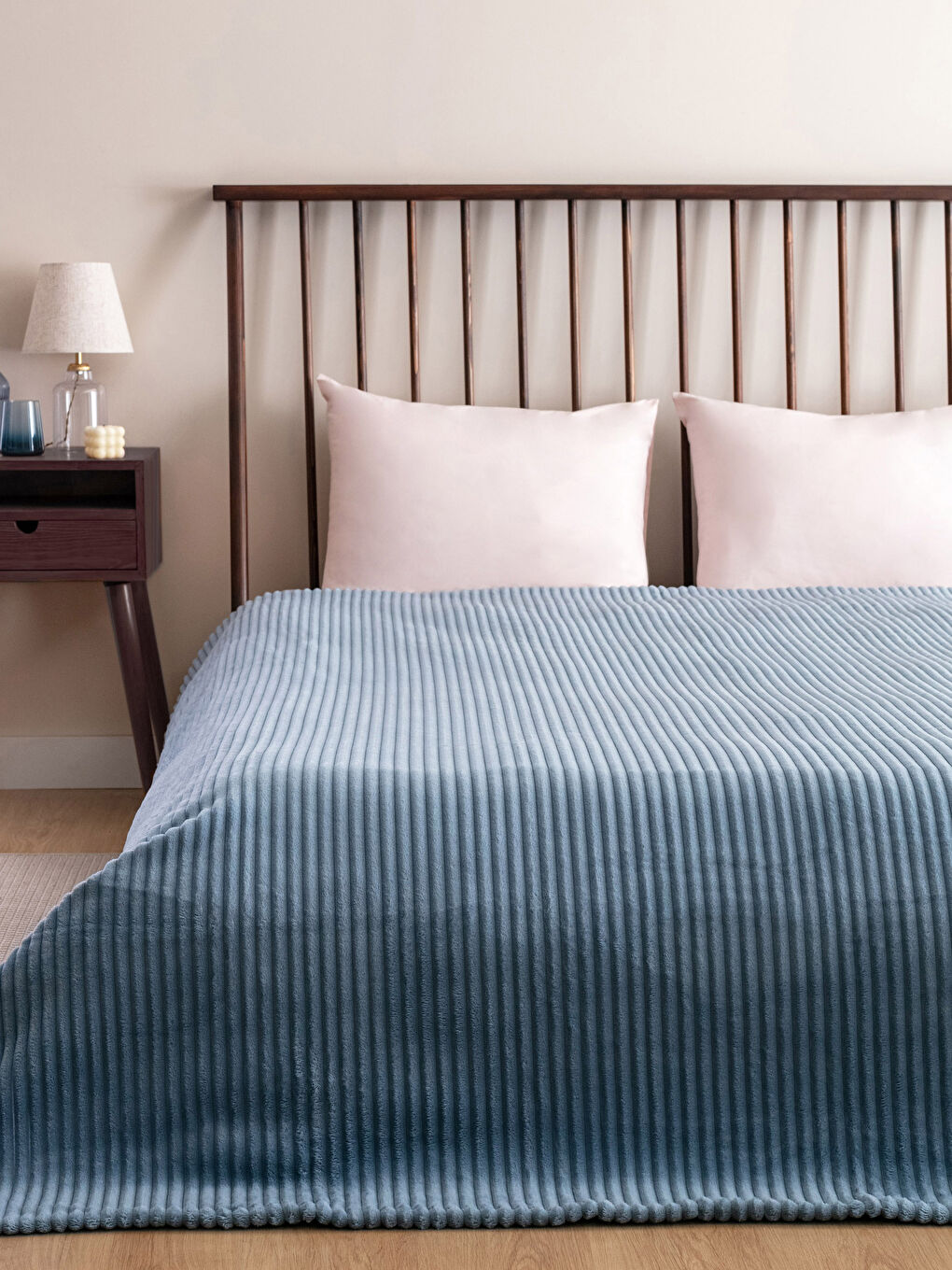 Mavi Battal Boy Yumuşak Dokulu Çift Kişilik Battaniye 220x240 cm