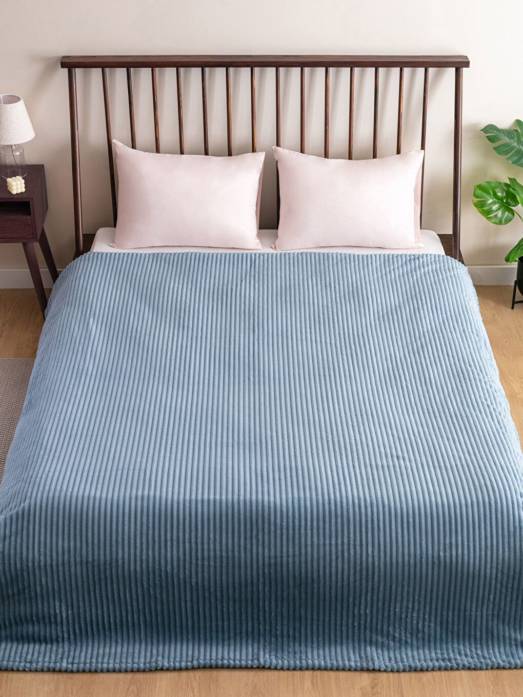 Mavi Battal Boy Yumuşak Dokulu Çift Kişilik Battaniye 220x240 cm-1