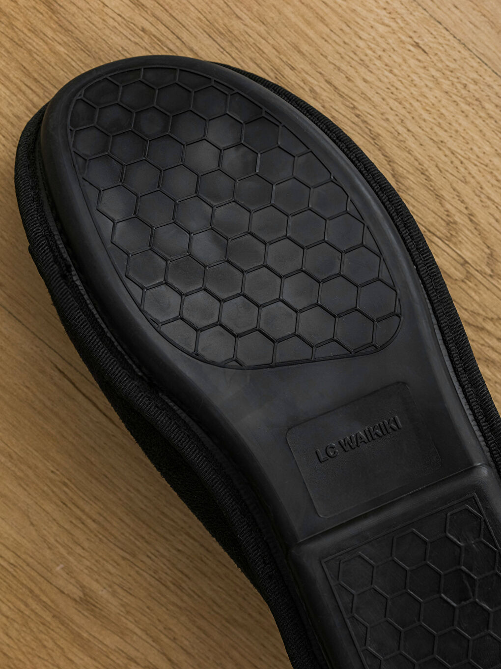 Siyah Erkek Ev Botu-3