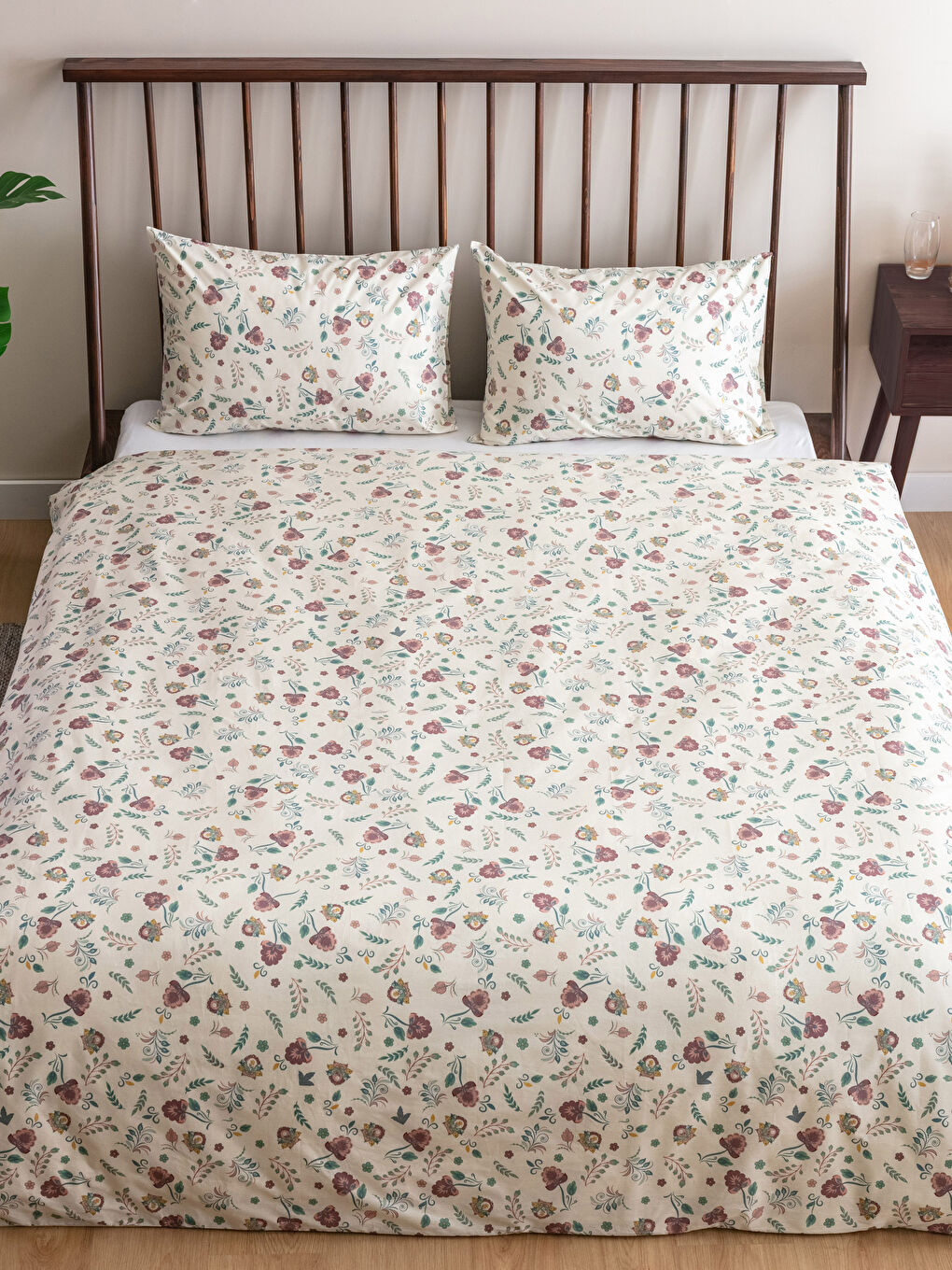 LCW HOME طقم غطاء لحاف مزدوج منسوج بنقشة زهور -W2AV91Z8-F9C
