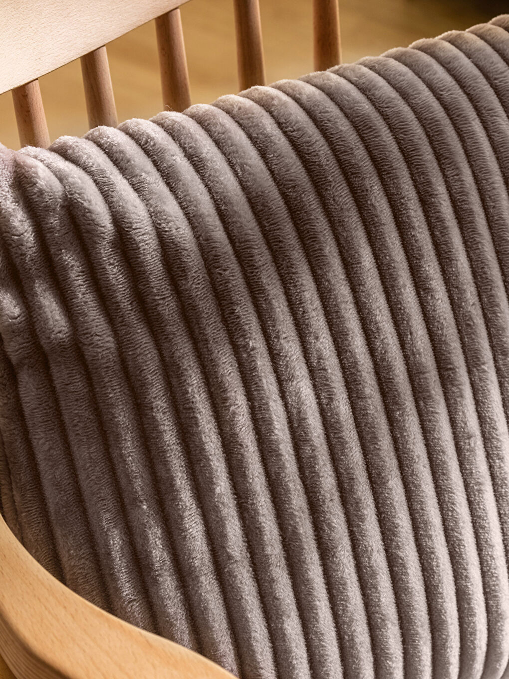 Self Patterned Welsoft Filled Cushion 45x45 Cm-1