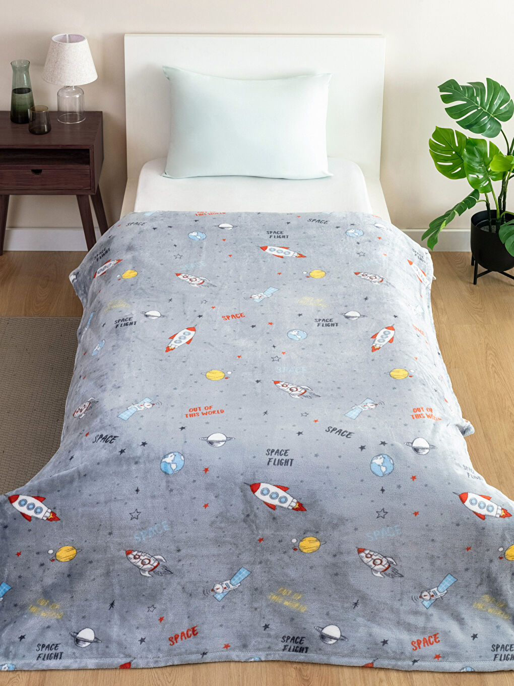 Karışık Desenli Çocuk Battaniye 150x200 cm-1