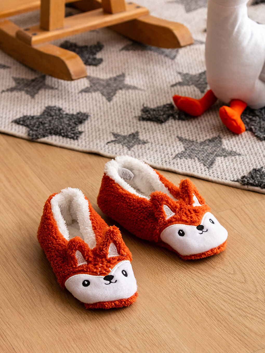 LCW HOME 3D Applique Detailed Kids House Slippers -W2BM34Z4-HAV
