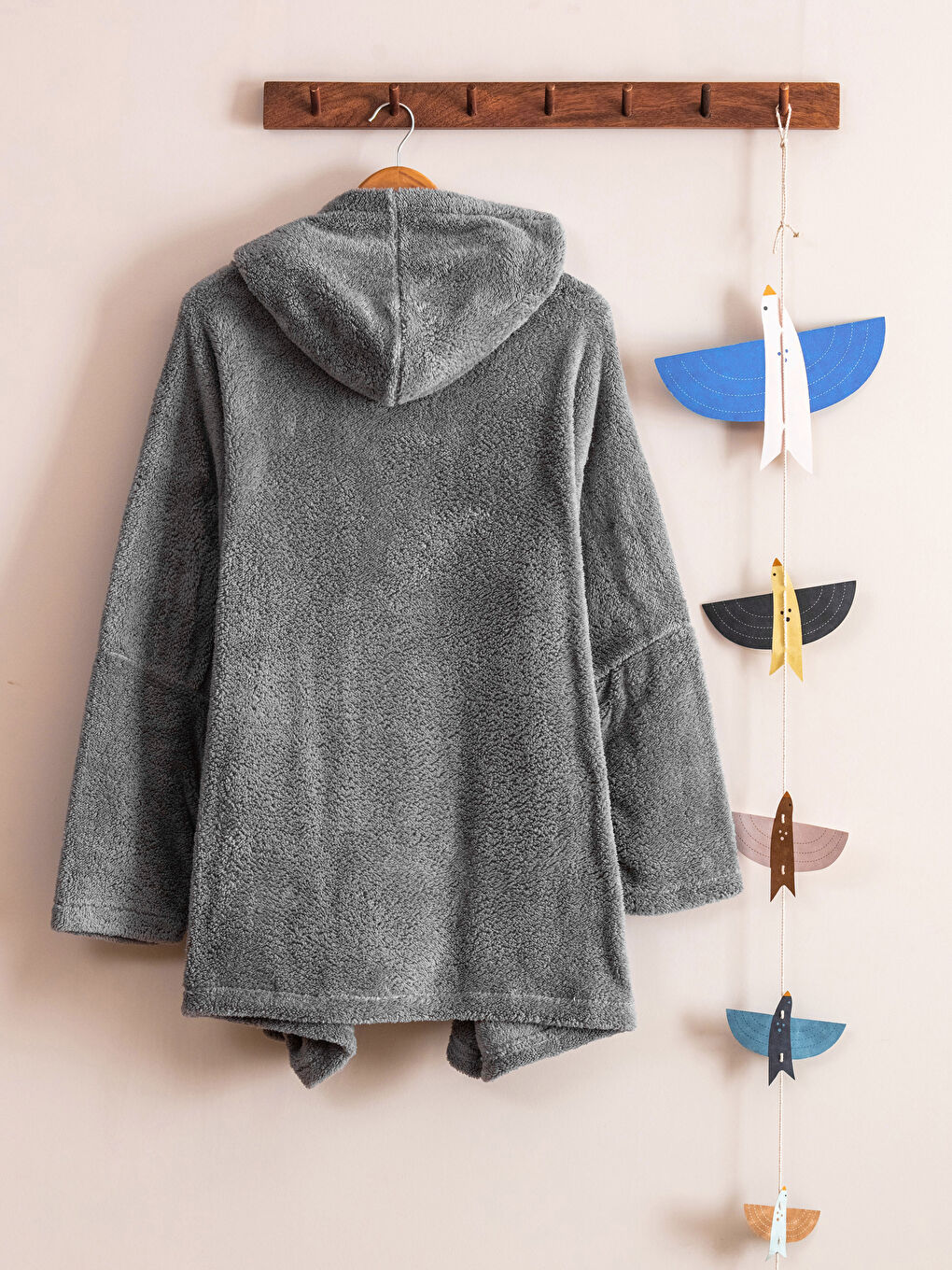 LCW HOME Gri Wellsoft Kapüşonlu Unisex Giyilebilir Battaniye - 1
