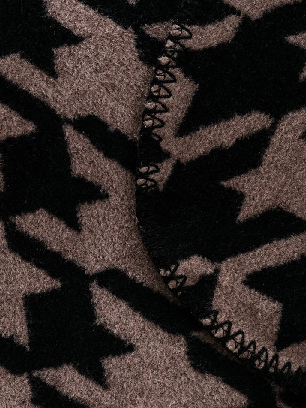 Karışık Kazayağı Desenli Çift Kişilik Battaniye 200x220 cm-2