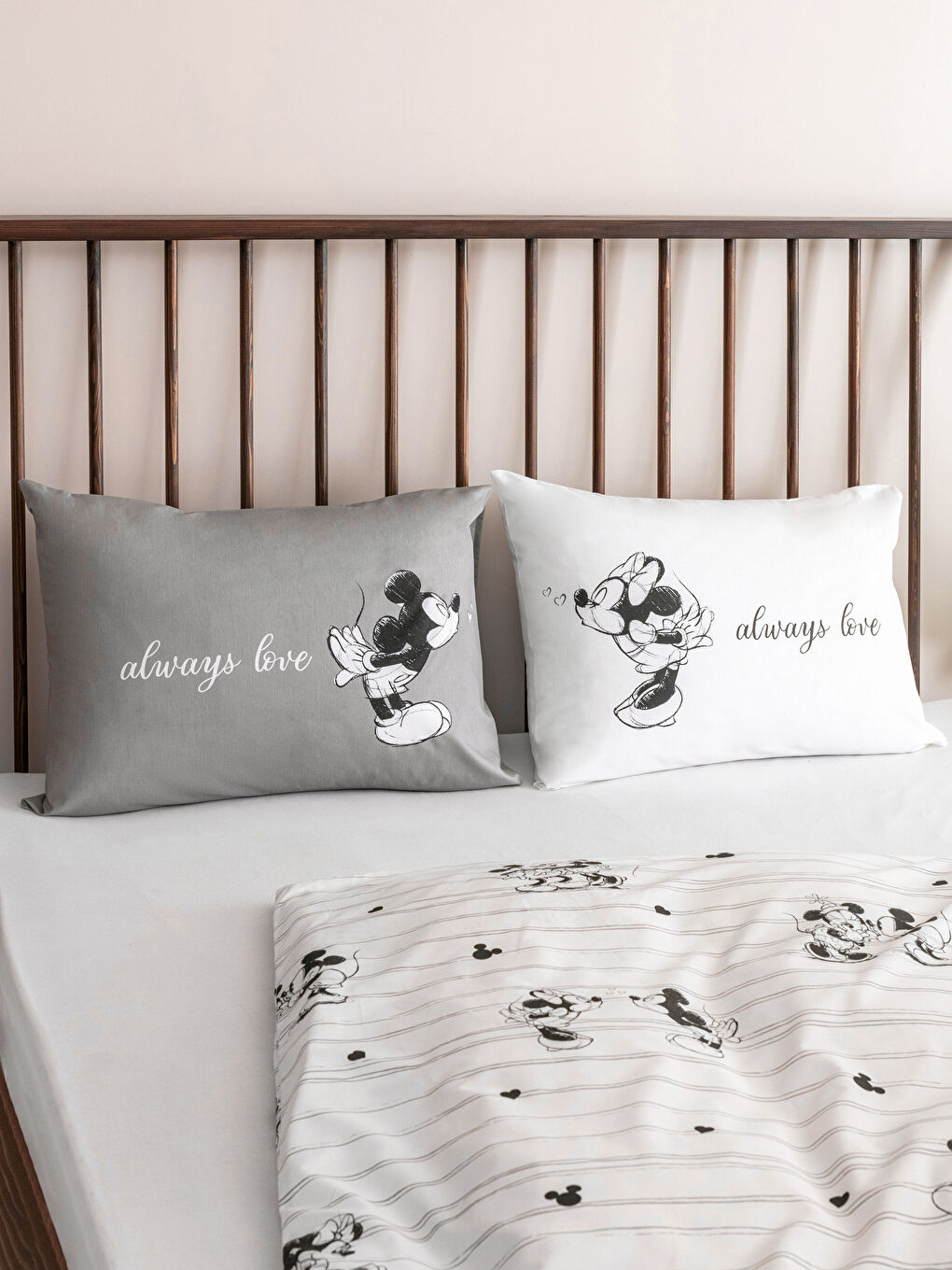 LCW HOME Mickey and Minnie Mouse Printed Cotton Double Duvet Cover Set -W2DC27Z8-LQJ