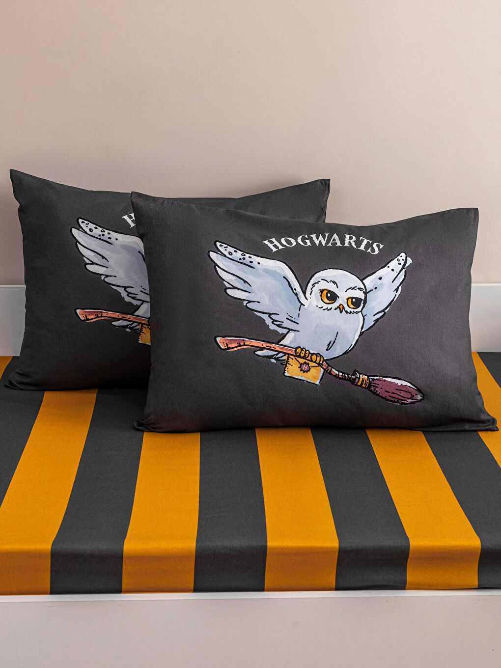 LCW HOME Harry Potter Lisanslı Yastık Kılıfı 50x70 cm -W2DC28Z4-F9C
