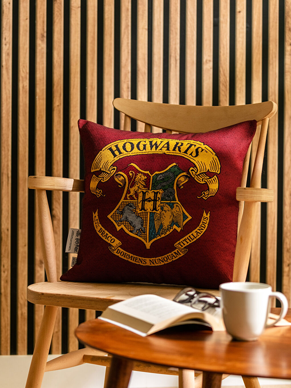 Karışık Harry Potter Lisanslı Jakarlı Kırlent Kılıfı 45x45 cm
