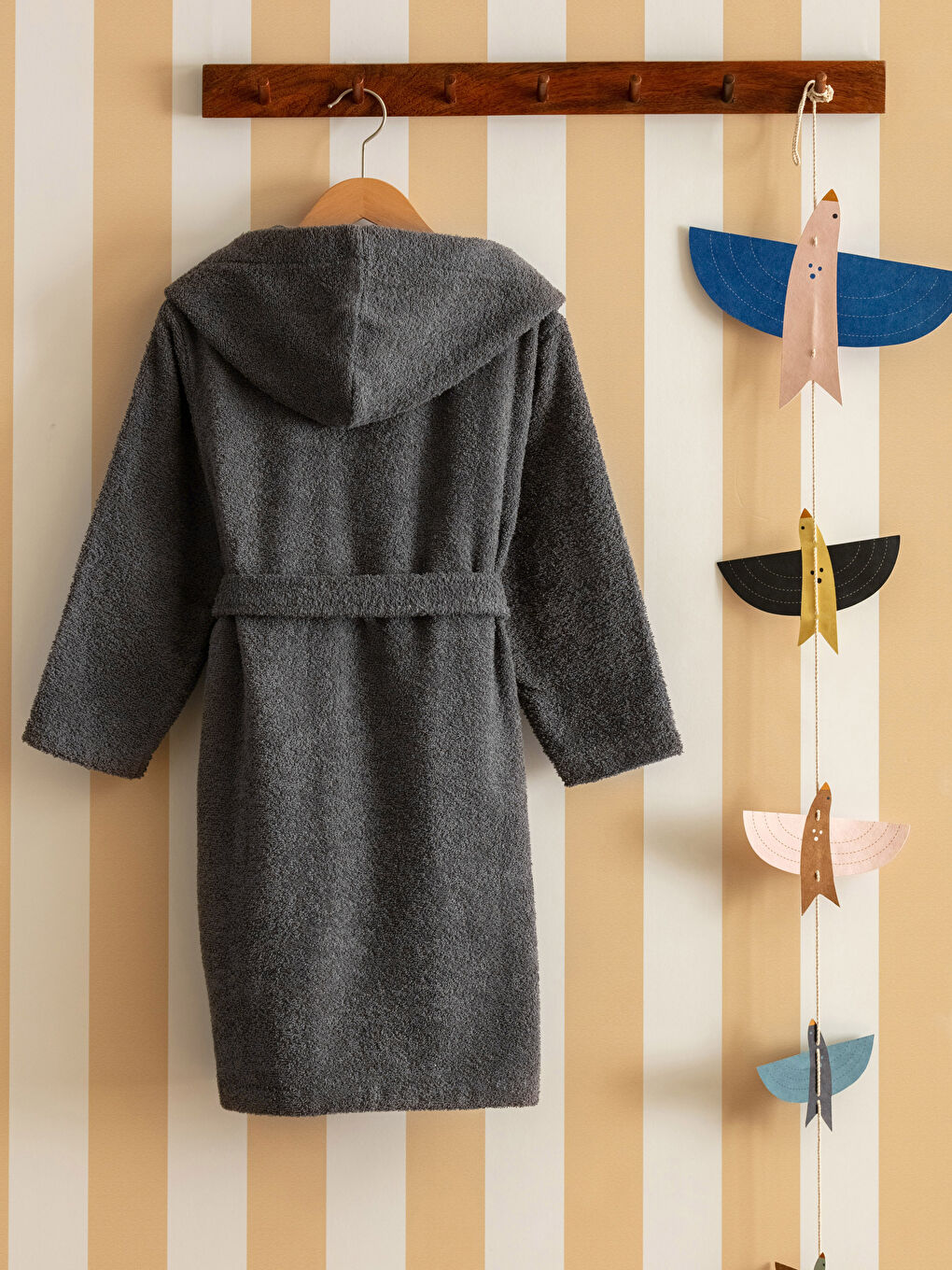 Gri Kapüşonlu Mickey Mouse Nakışlı Erkek Bebek Bornoz-1