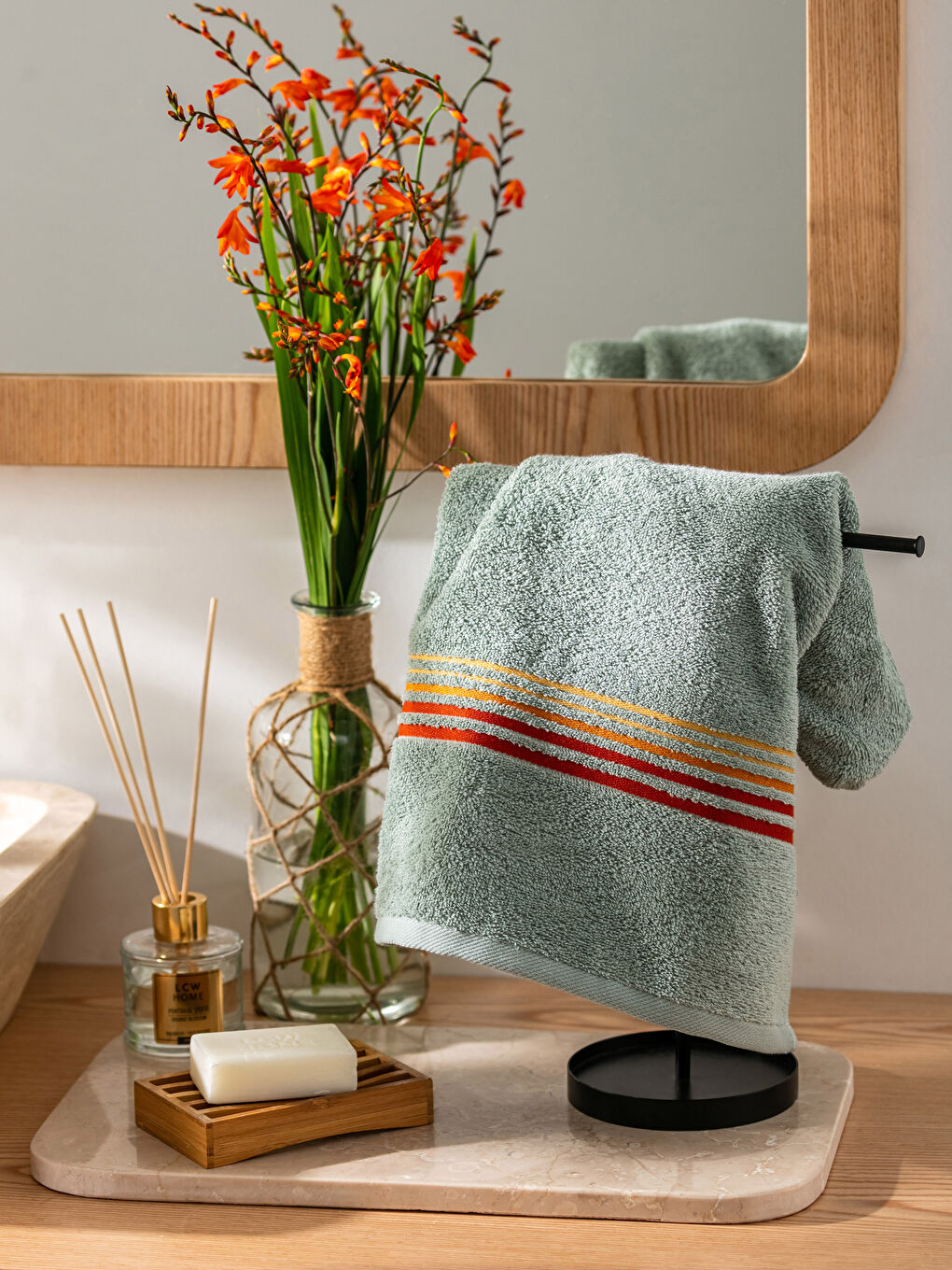 Serviette de visage rayée 50x80 cm