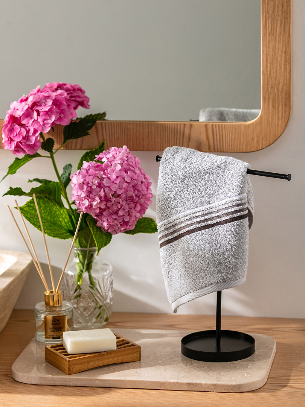 Striped Hand Towel 30x50 Cm
