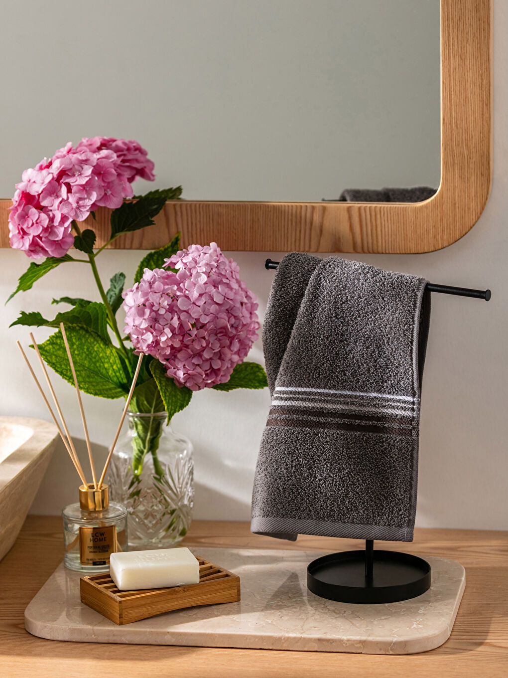 فوطة يد مخططة 30x50 سم-1