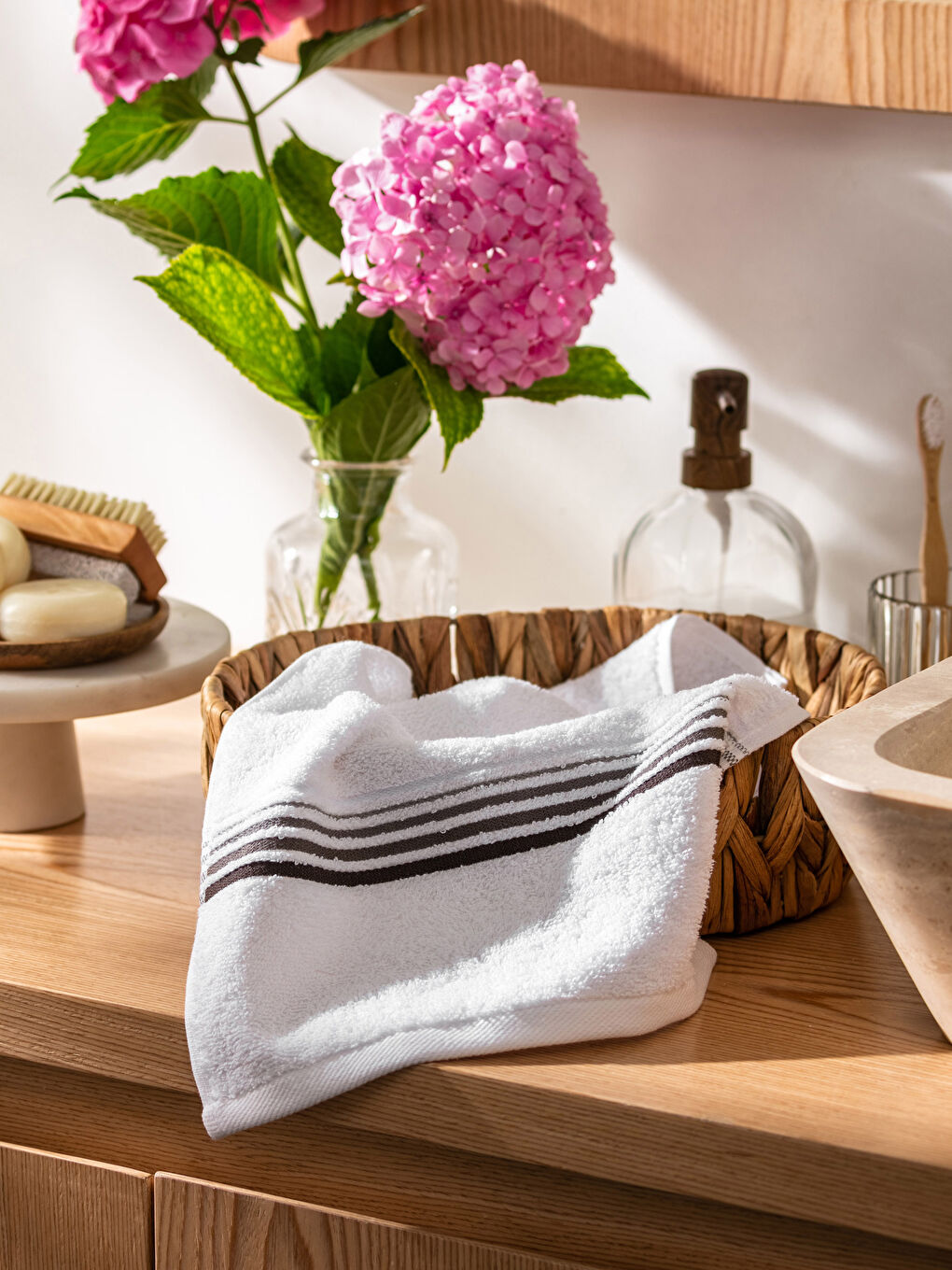 Striped Hand Towel 30x50 Cm