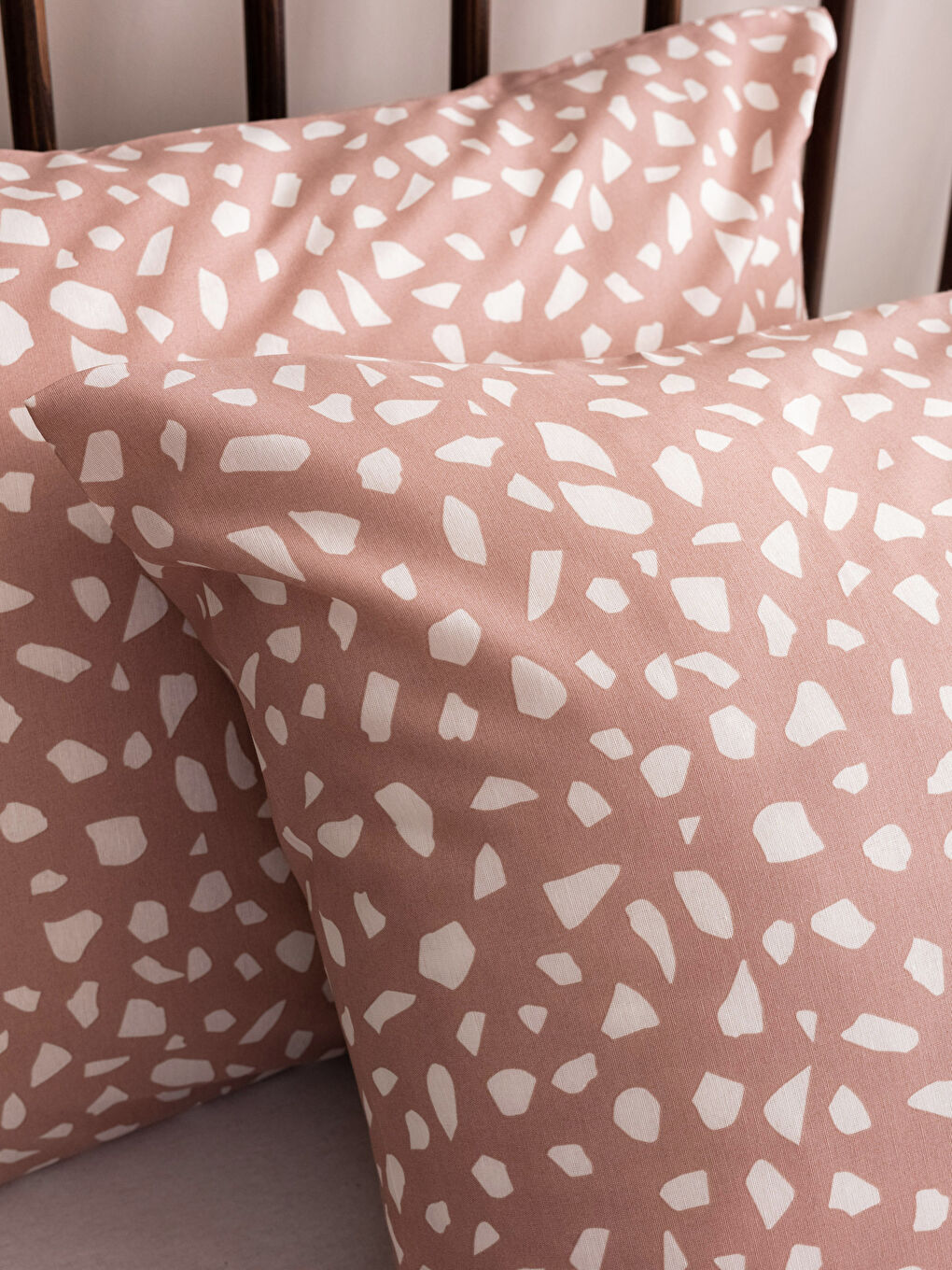 Pembe Desenli Çift Kişilik Nevresim Seti-3