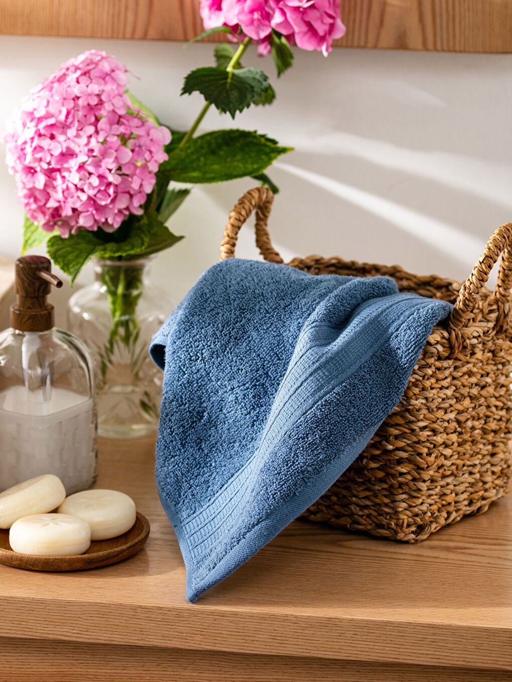 منشفة وجه قطنية سادة 50×80 سم-1