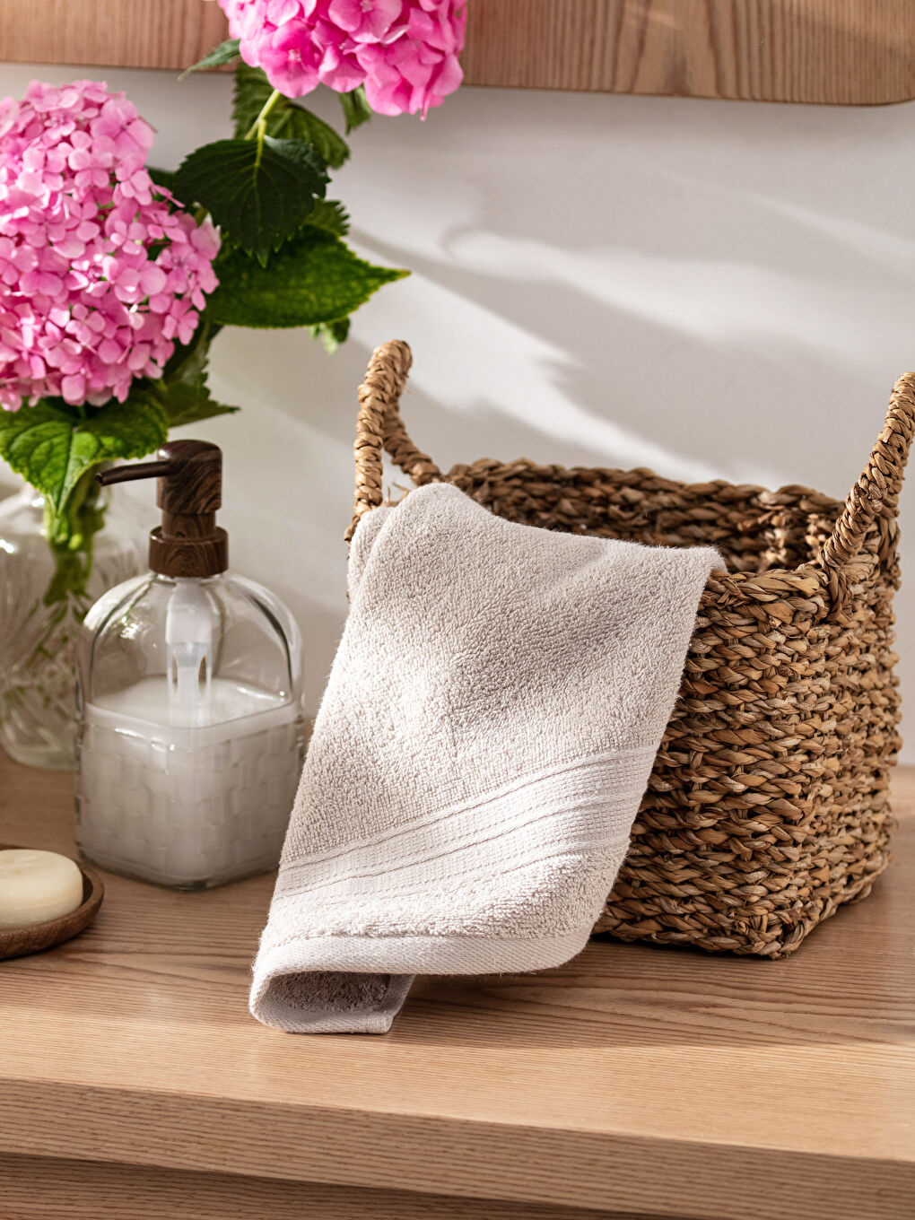 Plain Cotton Hand Towel 30x50 Cm-1