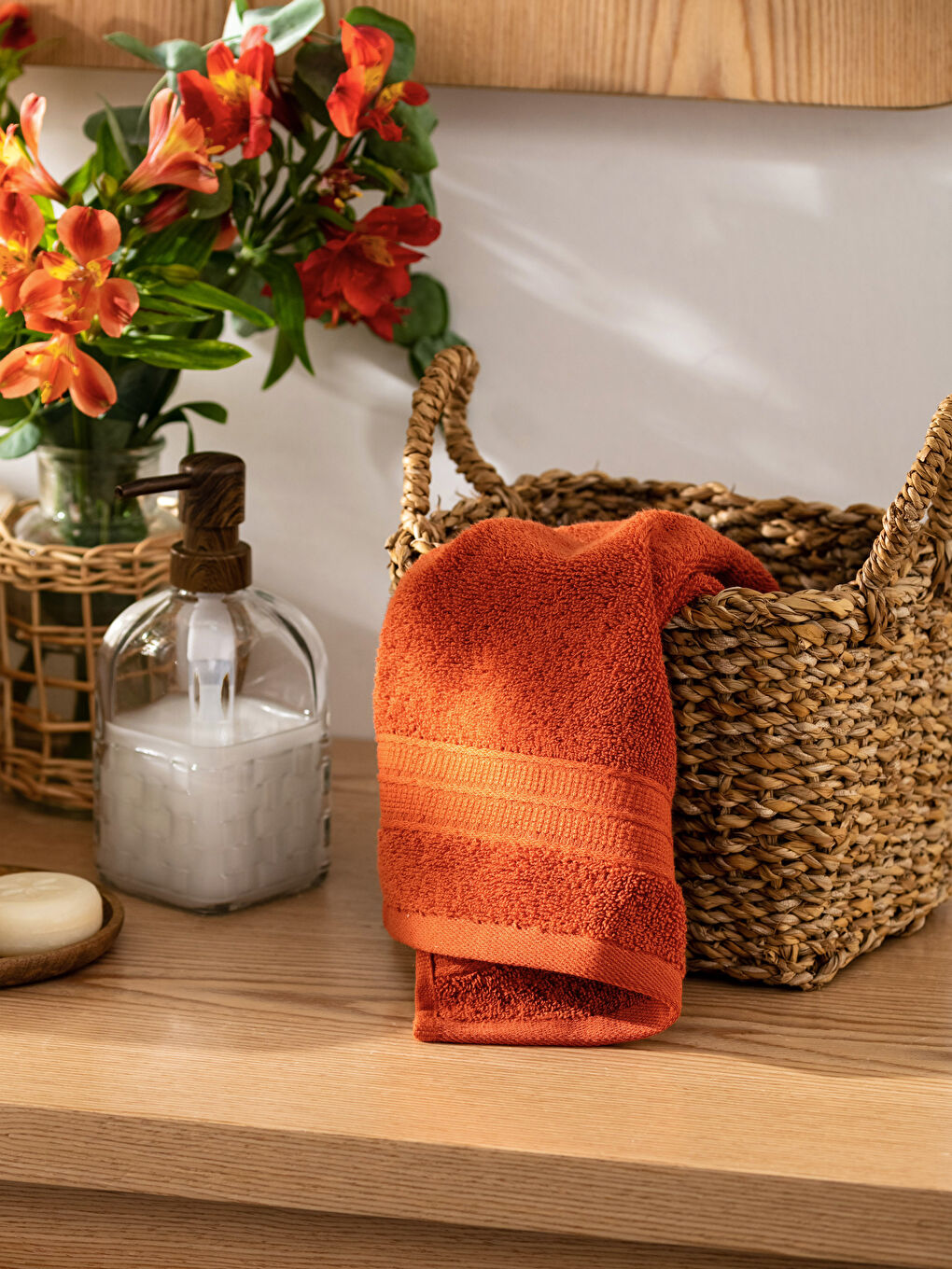 Serviette d'invité en coton uni 30x50 cm