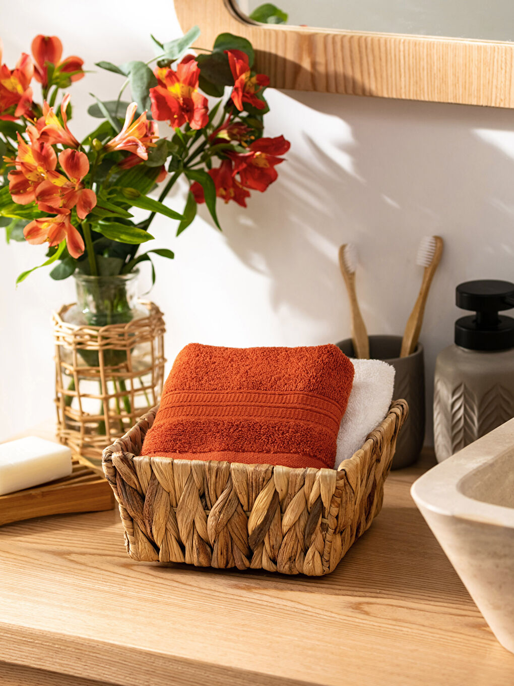 Serviette d'invité en coton uni 30x50 cm-1