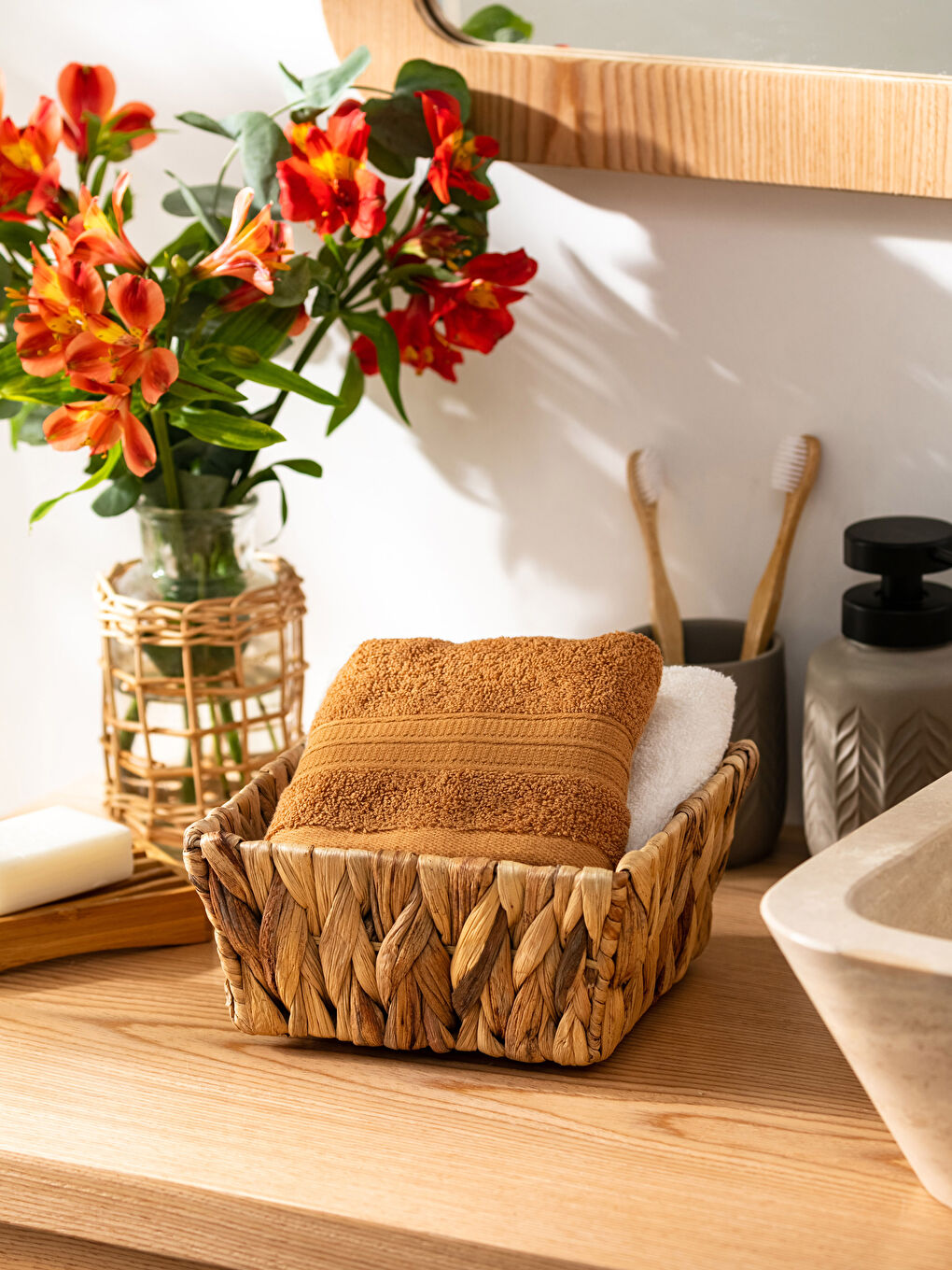 Plain Cotton Hand Towel 30x50 Cm-1