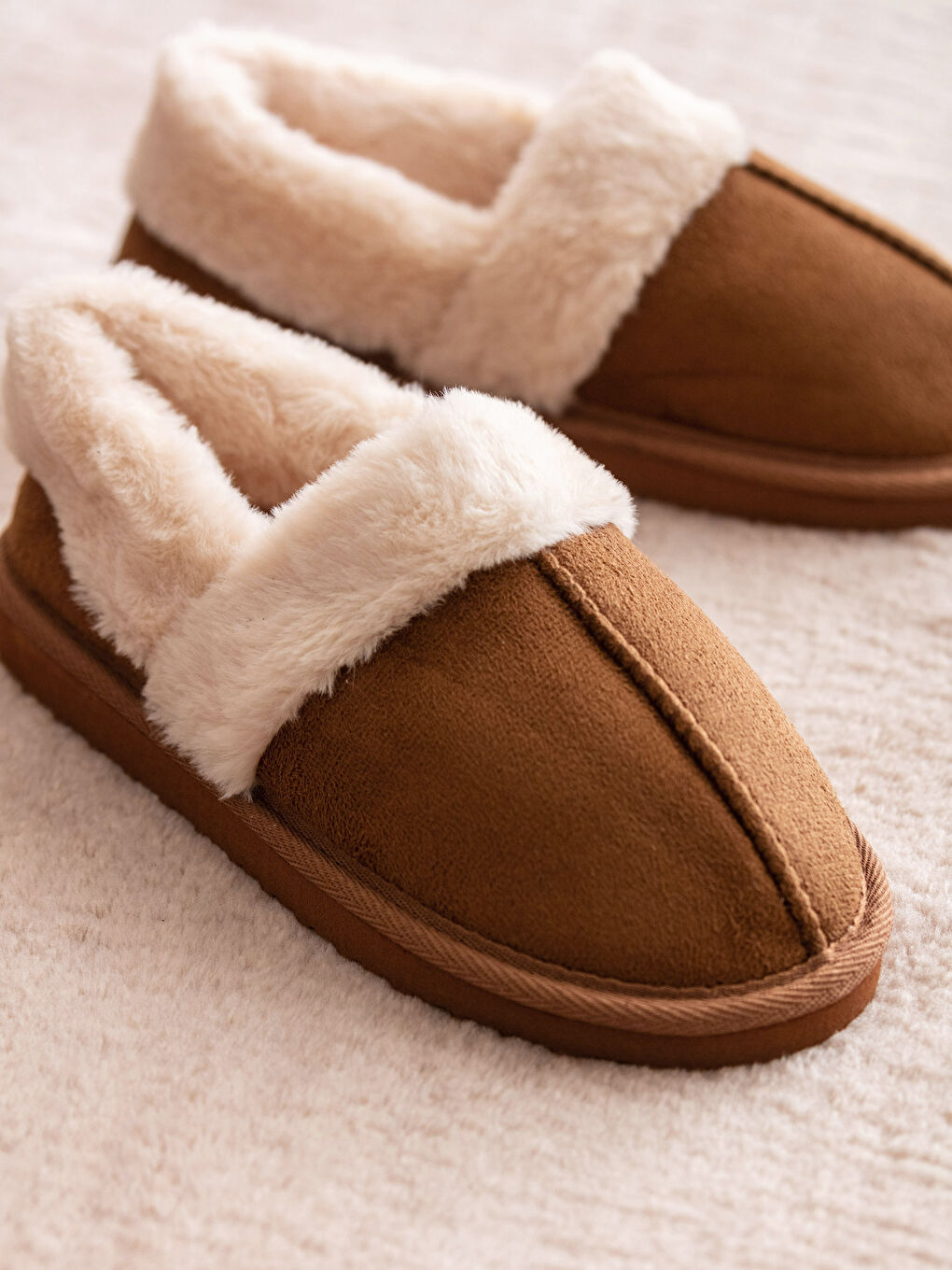 LCW HOME Front covered suede woman home slippers -W2FK07Z8-SPG