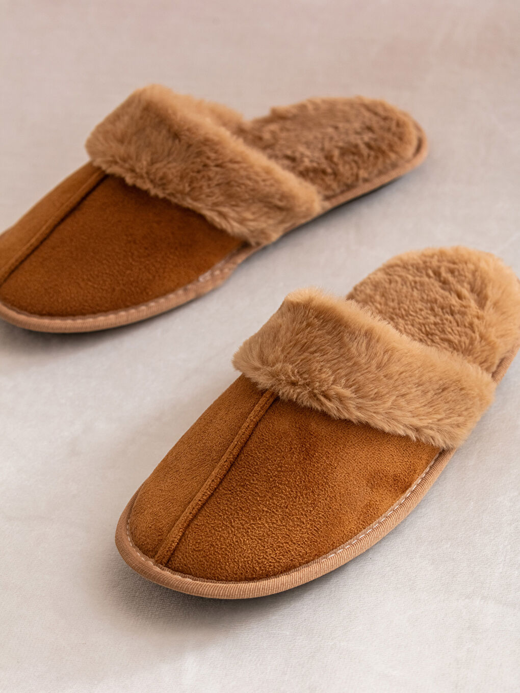 Papuci de Casă Plați din Catifea pentru Bărbați-1