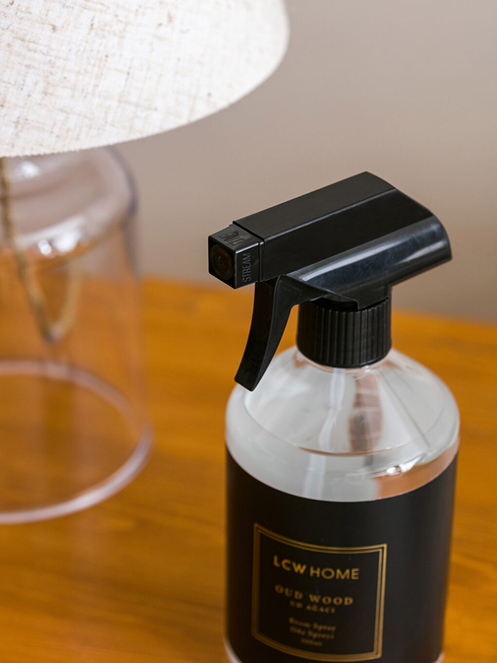 Siyah UD Ağacı Kokulu Oda Spreyi 500 ml-2