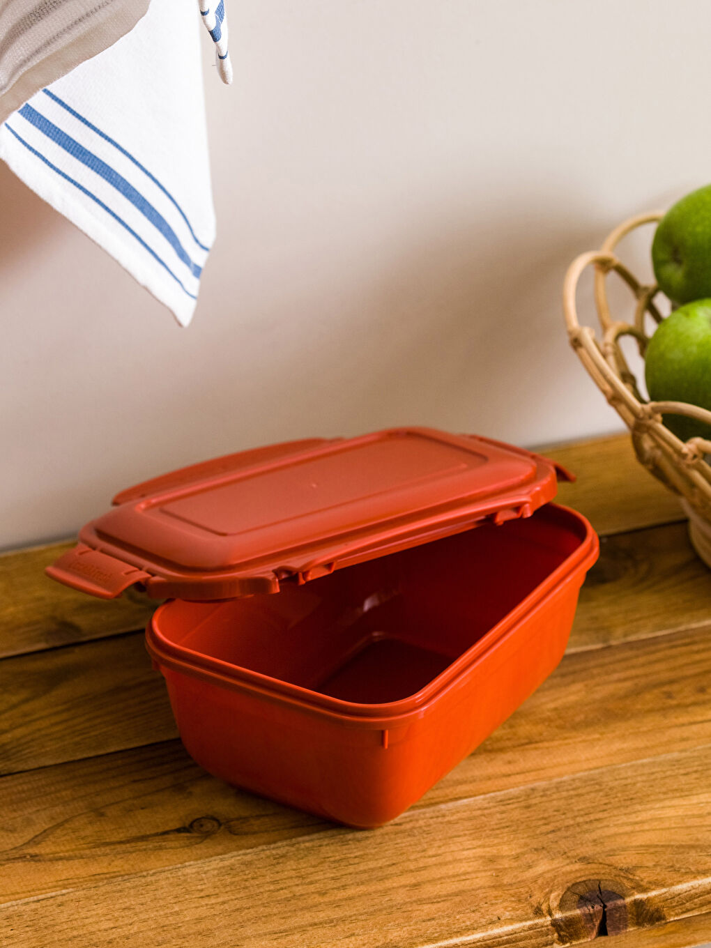 Turuncu Kapaklı Saklama Kabı 1400 ml-1