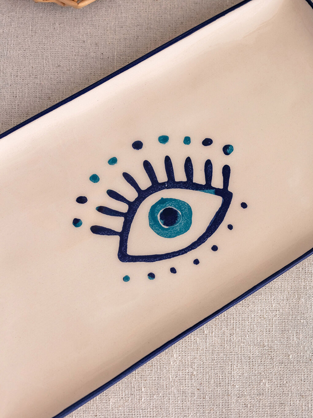 Керамический сервировочный поднос с принтом глаза 29x15 см-2