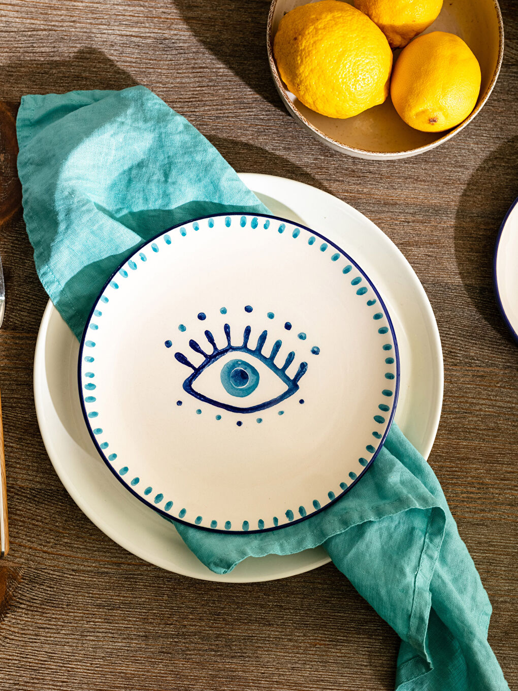 Mavi Göz Baskılı Seramik Tabak 21 cm-1