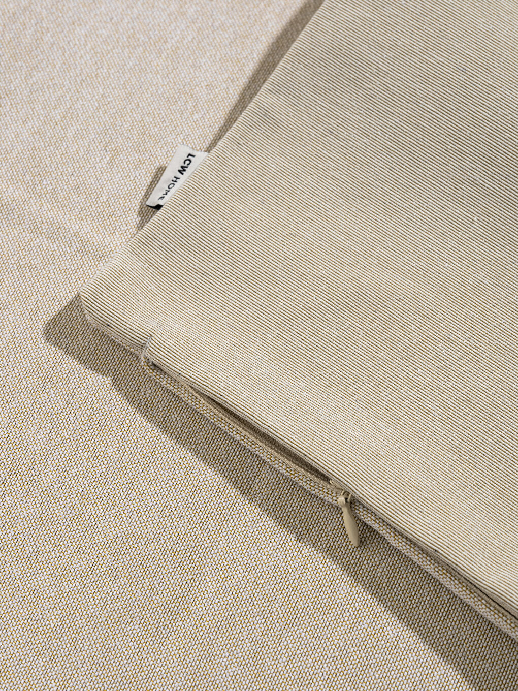 Butterfly Embroidered Jacquard Cushion Cover 45x45 Cm-3